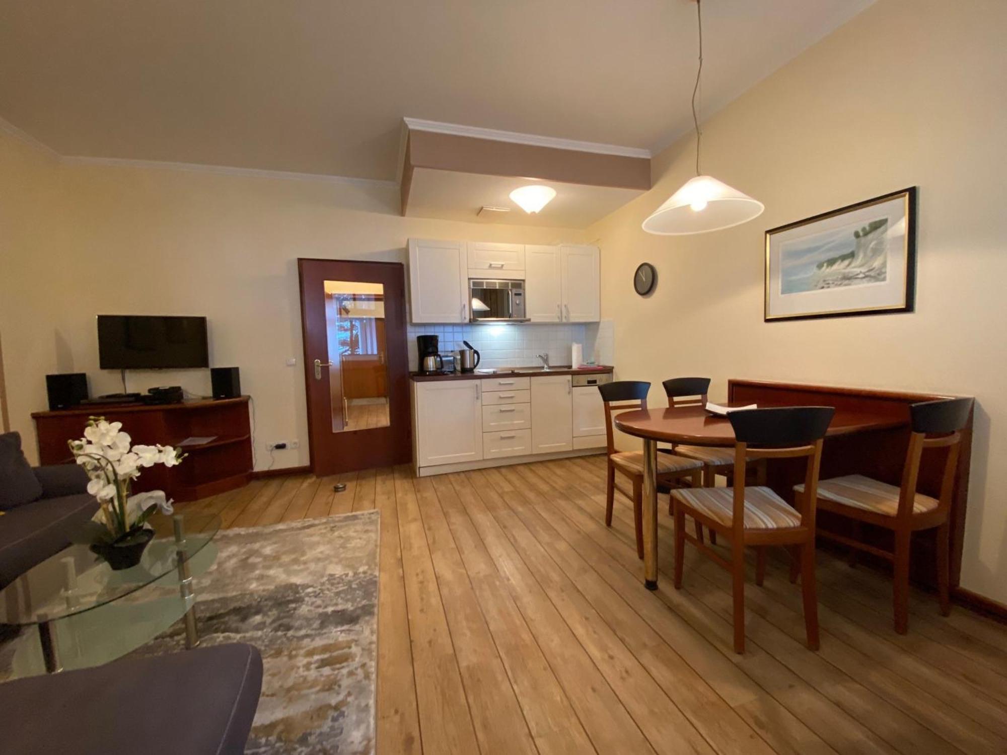 Ferienwohnung Strandlust In Der Villa Seeadler Binz Luaran gambar